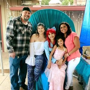 Meet your Posher, Liduvina